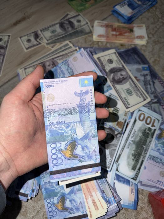 Денги сувенирные тенге евро доллор рубыл