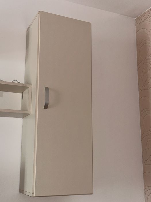 Mobilă completă de vânzare, dormitor si living – pat, dulap, canapea, noptiere + altele