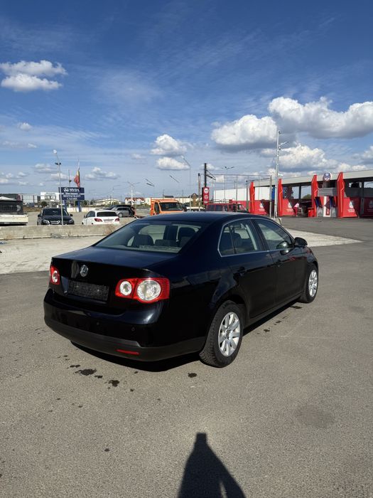 VOLKSWAGEN Jetta 2006 — imagine 3