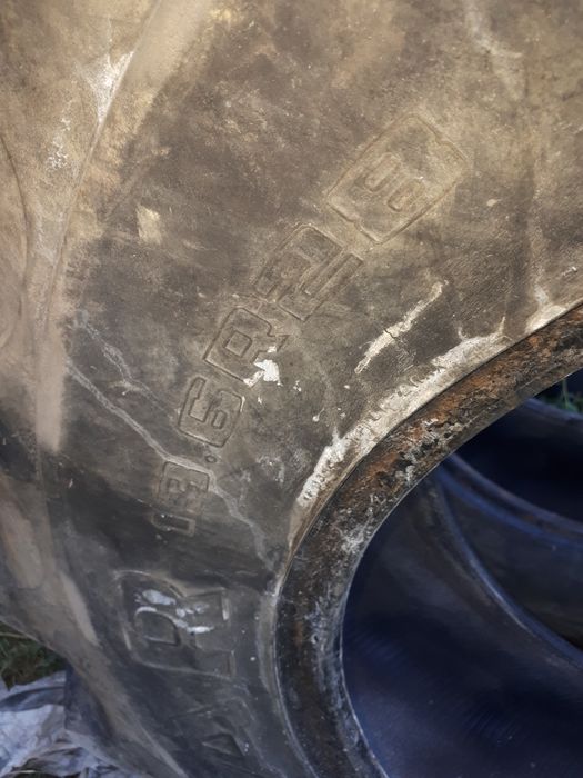 Anvelope tractor 13,6R28 uzura 20%