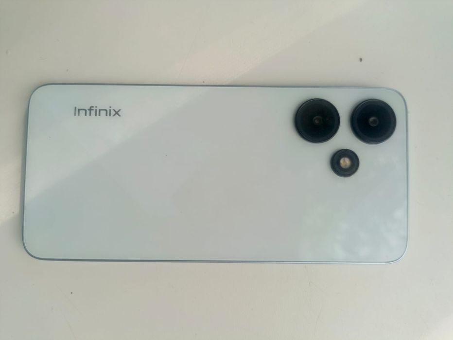 Infinix NOT 30i.