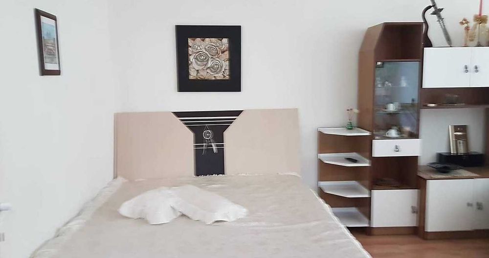 Дава се под наем Двустаен апартамент в Бургас, Изгрев - 64 кв.м за 225 € - Снимка #14