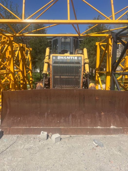 Srochniy Narxda sotiladi Ekskavator