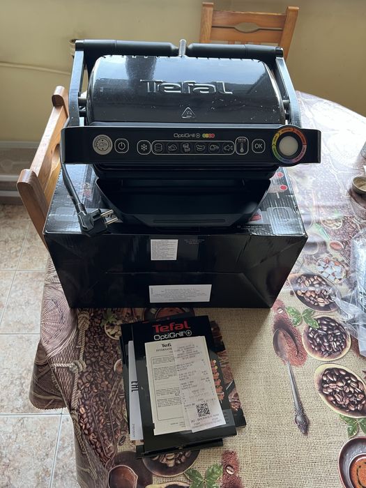 Грил Tefal OptiGrill+ – автоматичен смарт грил, отлично състояние