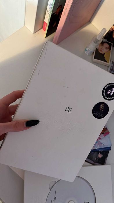 БТС Албуми и фото картички