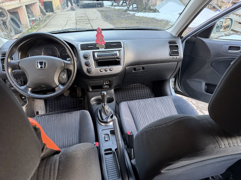 Honda civic.         .