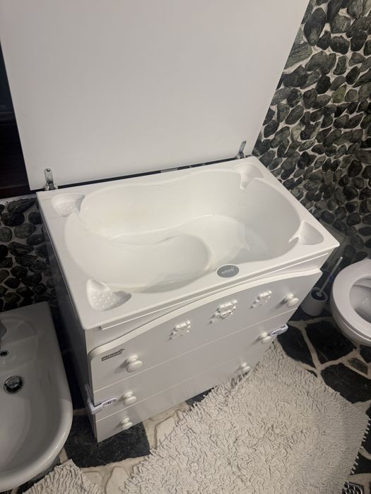 Comoda infasat cu cadita Erbesi