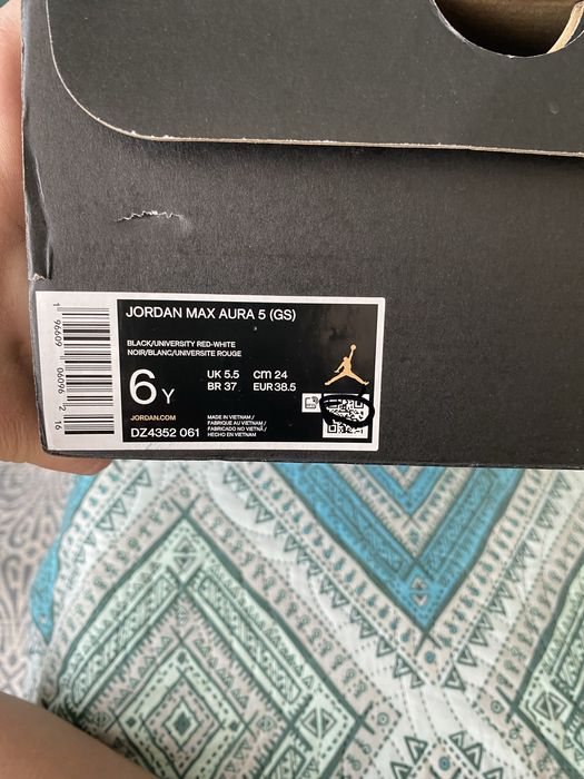 Nike Jordan Max Aura 5