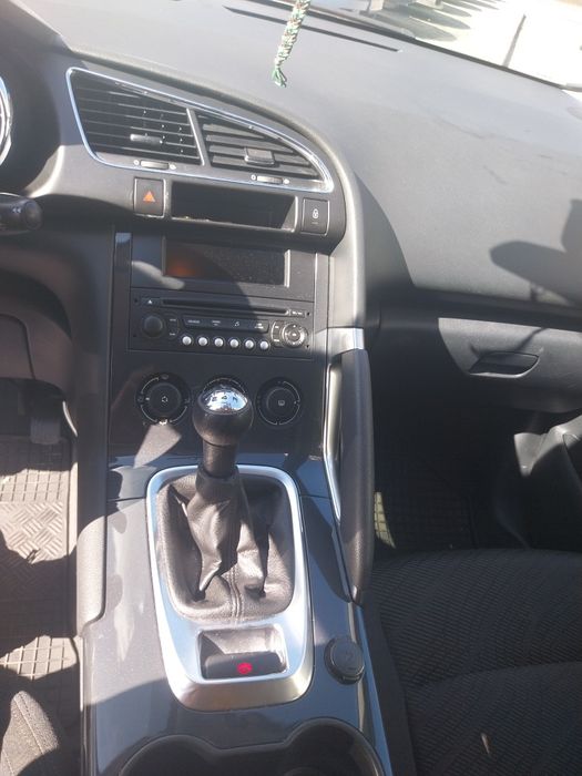 Пежо 3008 1.6 газ, 2010