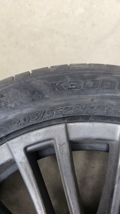 Накаченный автошина