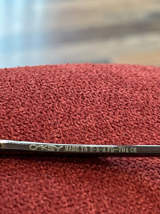 Очила oakley оригинални коледна цена