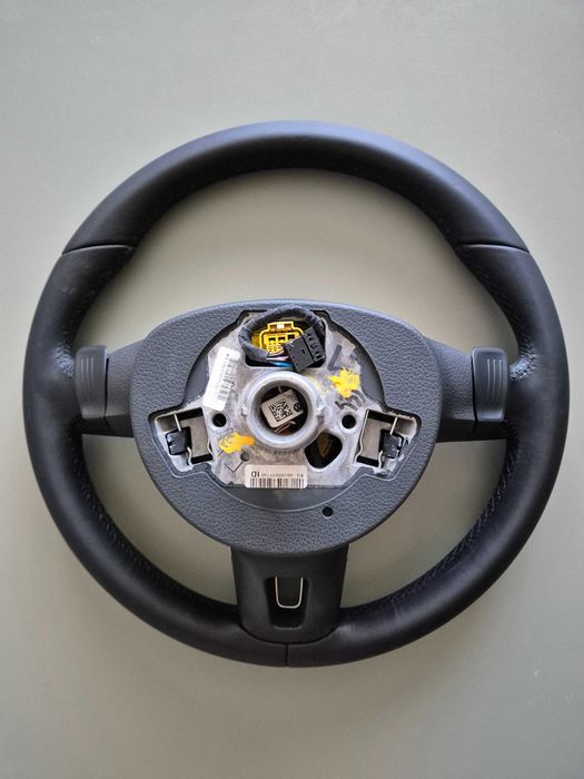 VW DSG мултифункционален волан с пера – Golf 5/6, Passat B6/B7, CC, Caddy, Touran