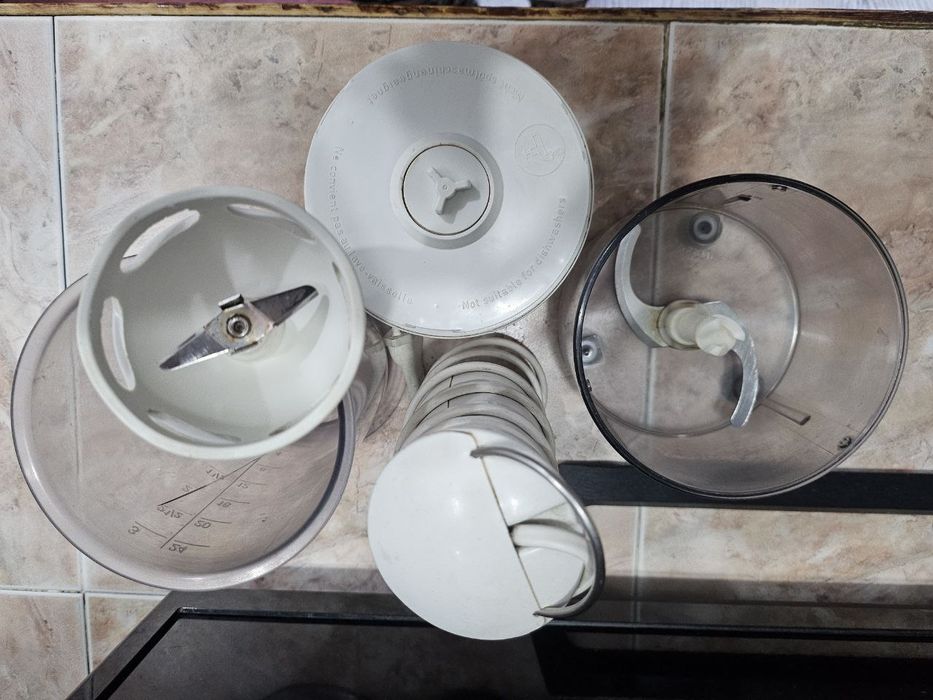 Блендер рабочий в хорошем состоянии