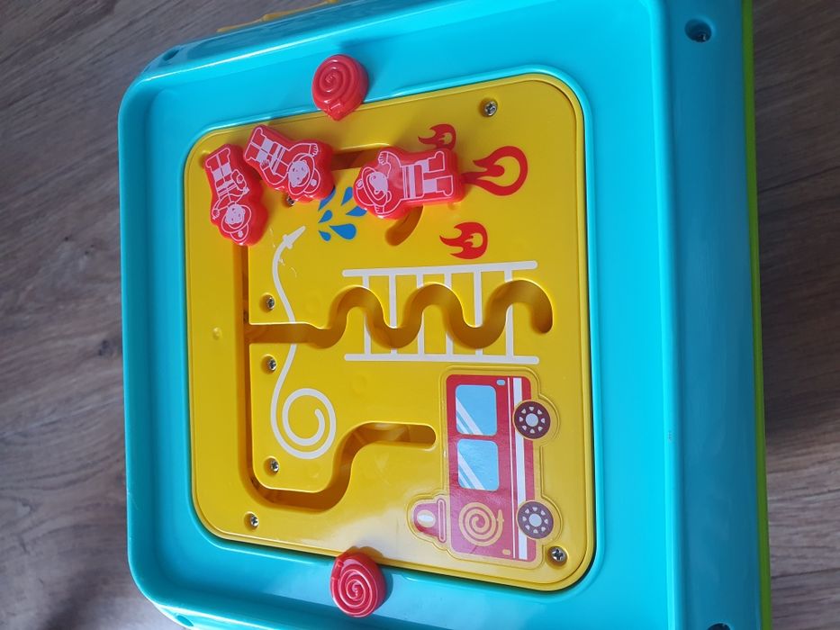 Cub interactiv Montessori