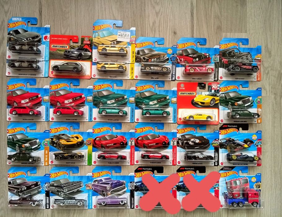 Machete Hot Wheels și Matchbox diverse modele
