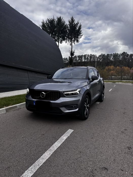 VOLVO XC40 2018 — imagine 1