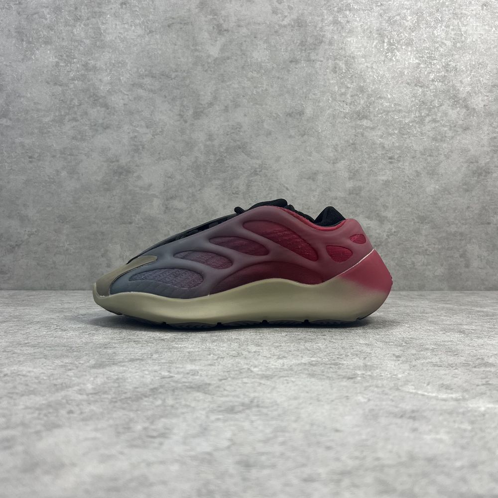 Adidas Yeezy Boost 700 41 OLX.bg