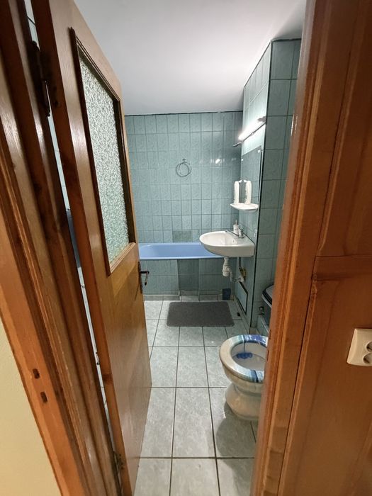Inchiriez apartament 2 camere
