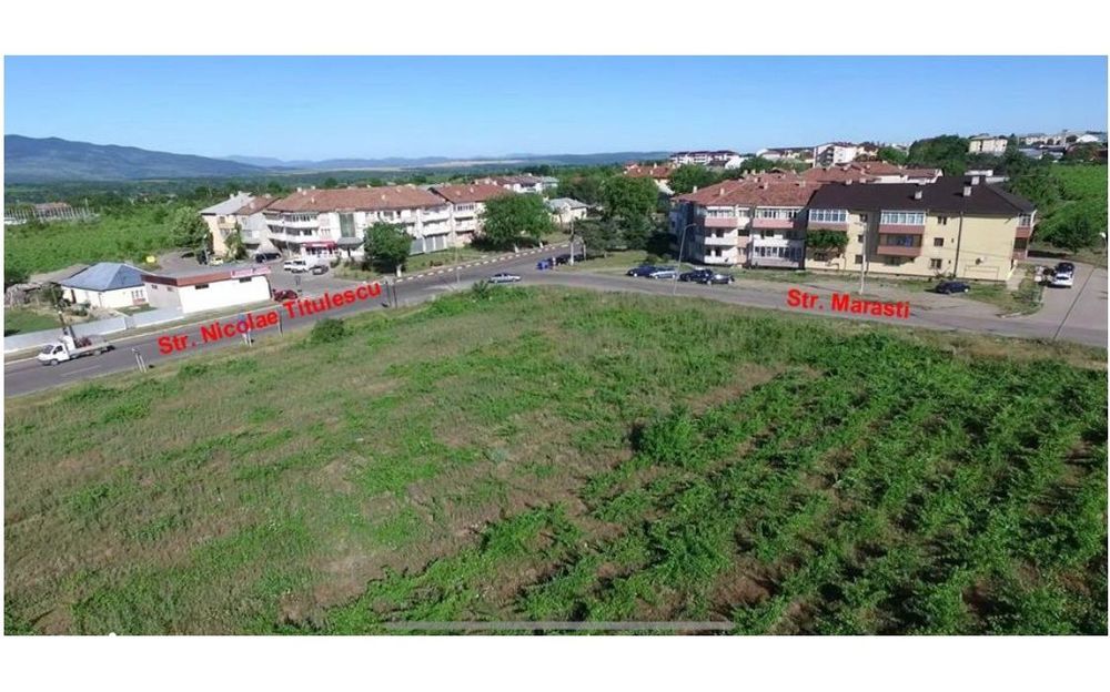 Teren intravilan 9000 mp, pretabil comercial, retail, mall, Panciu