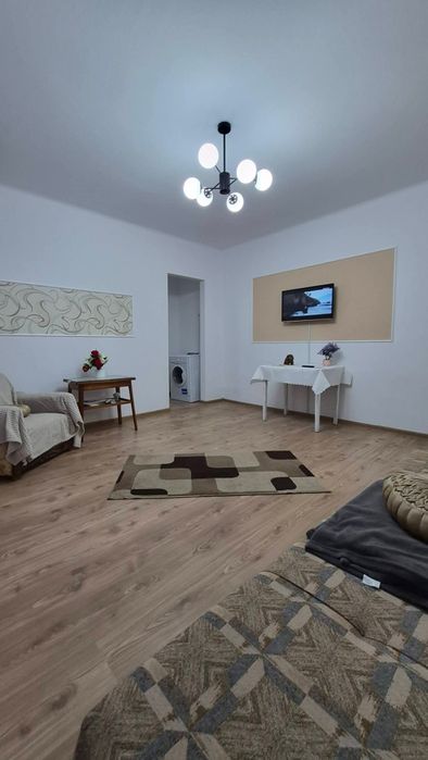 Apartament 2 camere in Onesti, zona centrala.