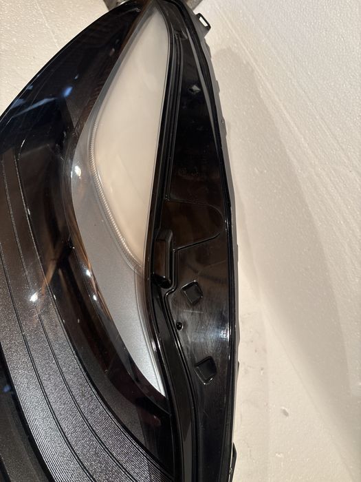 Фар за  Tesla Model 3