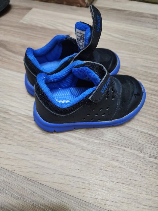 Обувь детская в хорошем состоянии