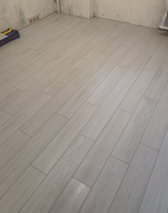 Укладка ламинат, кварцвенил.