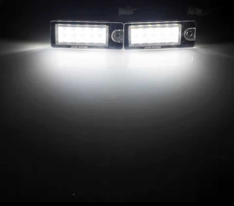 ЛЕД плафони за задния номер за Волво С60 С80 Volvo S60 S80 V70 XC90