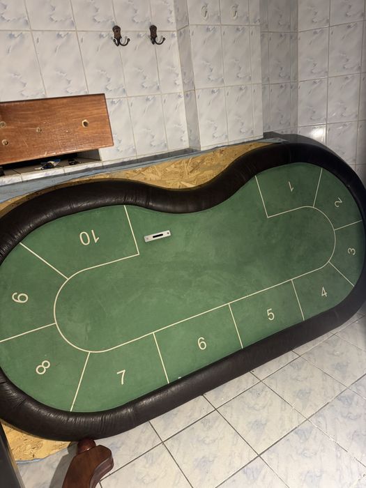 Masa poker profesionala