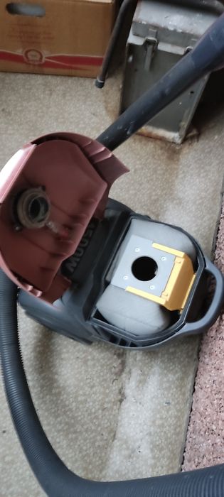 Пылесос LG 15000 W