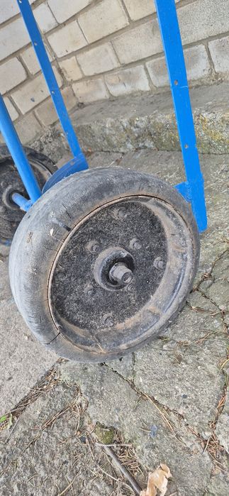 Тачка для фляг бочек