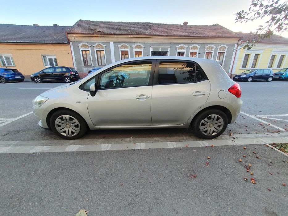 TOYOTA Auris 2010 — imagine 4