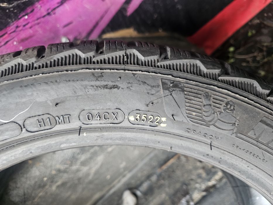 225 45 18 m+s michelin