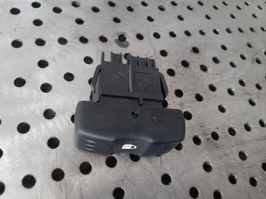 buton blocare dacia logan 1 ls 870249