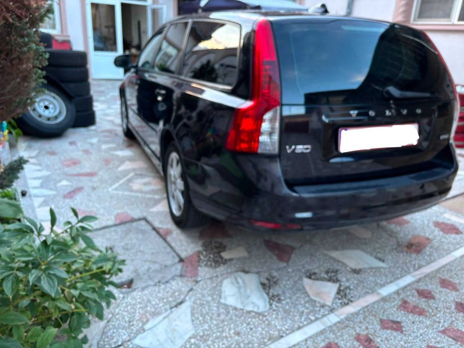 VOLVO V50 2010 — imagine 4