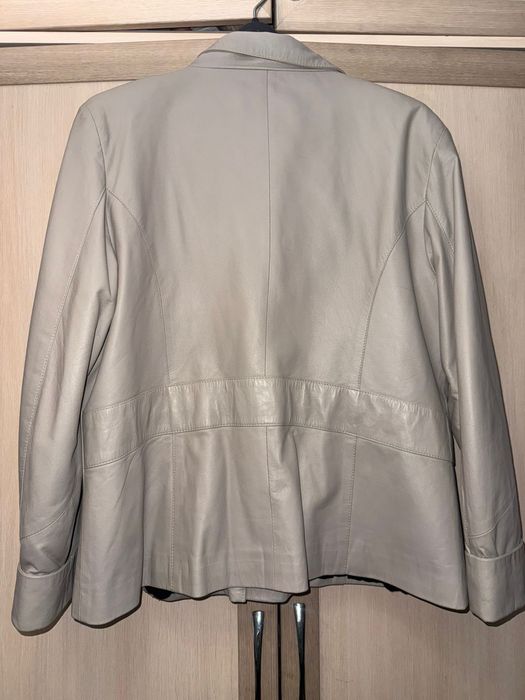 Кожаная куртка размер 50-52