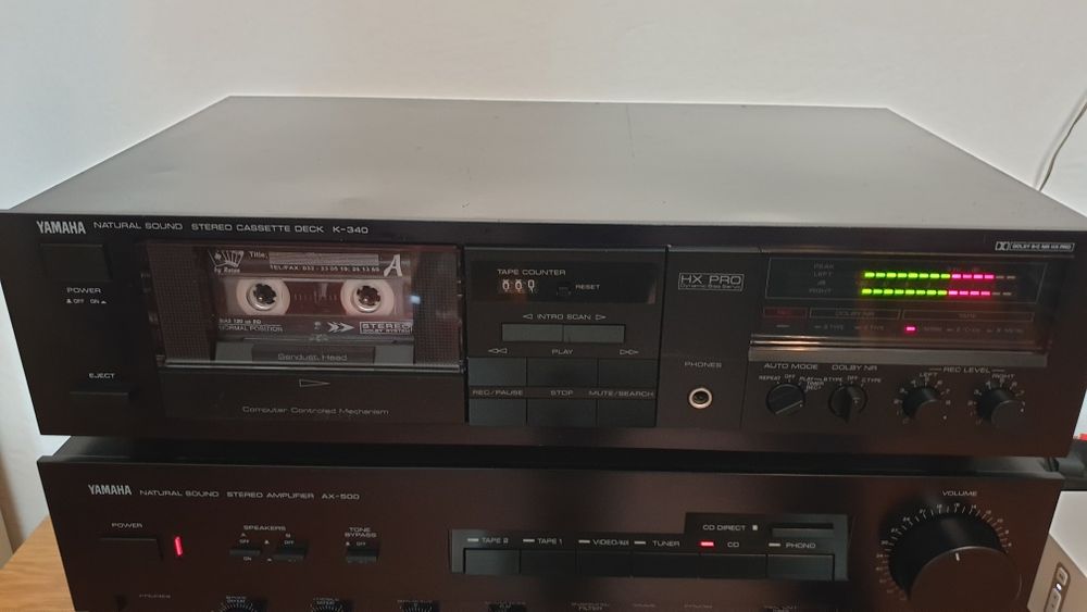 Linie audio Yamaha AX-500