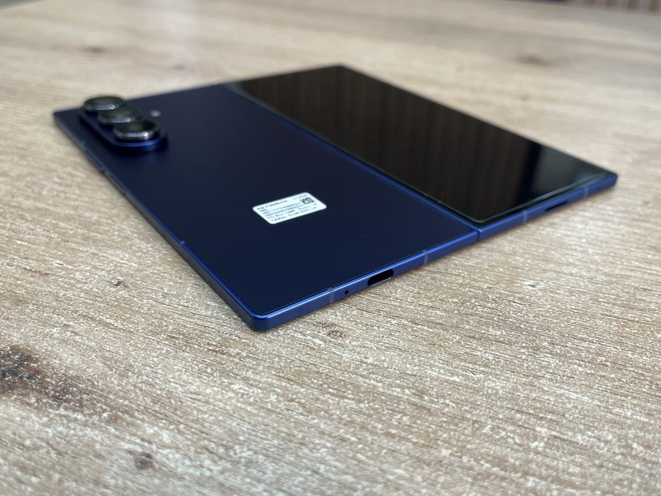 Samsung Fold 7 512GB Като Нов 100% Бат / 5 Цикъла