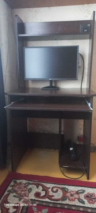 стол компьютерный