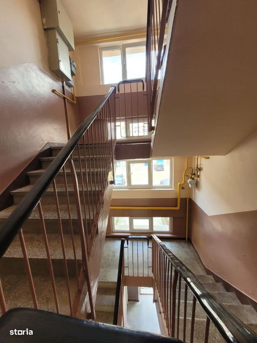 Apartament 3 camere decomandat | Carpați II | Etaj 4