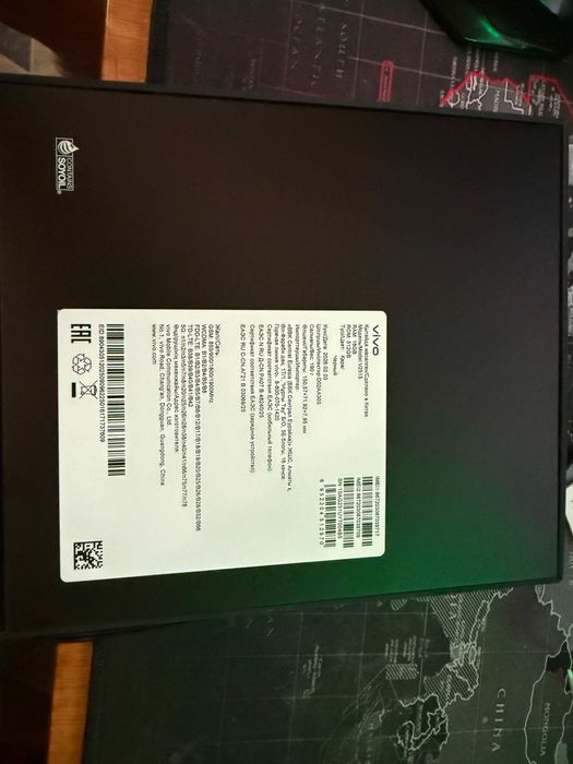 Продам Vivo X300 16/512 в идеале.
