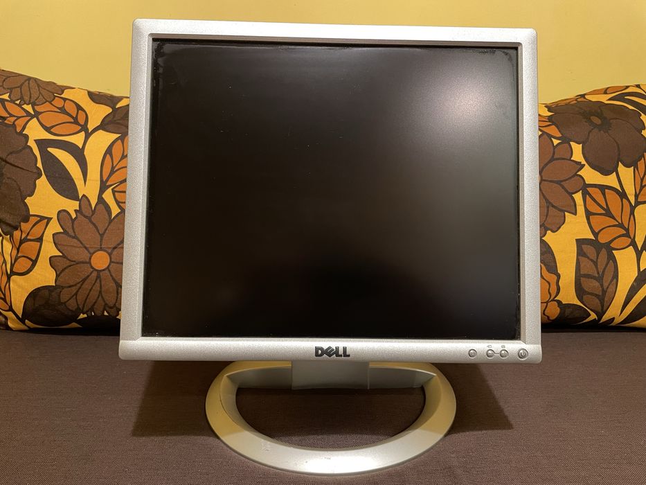 Монитор DELL - отлично състояние