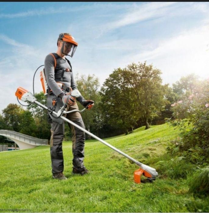 Кошу траву триммером писать на ватсап