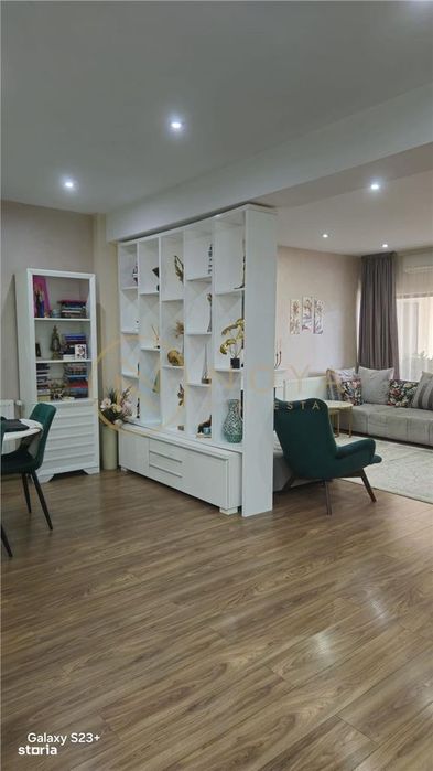 Apartament de vanzare de 4 camere in zona Pipera