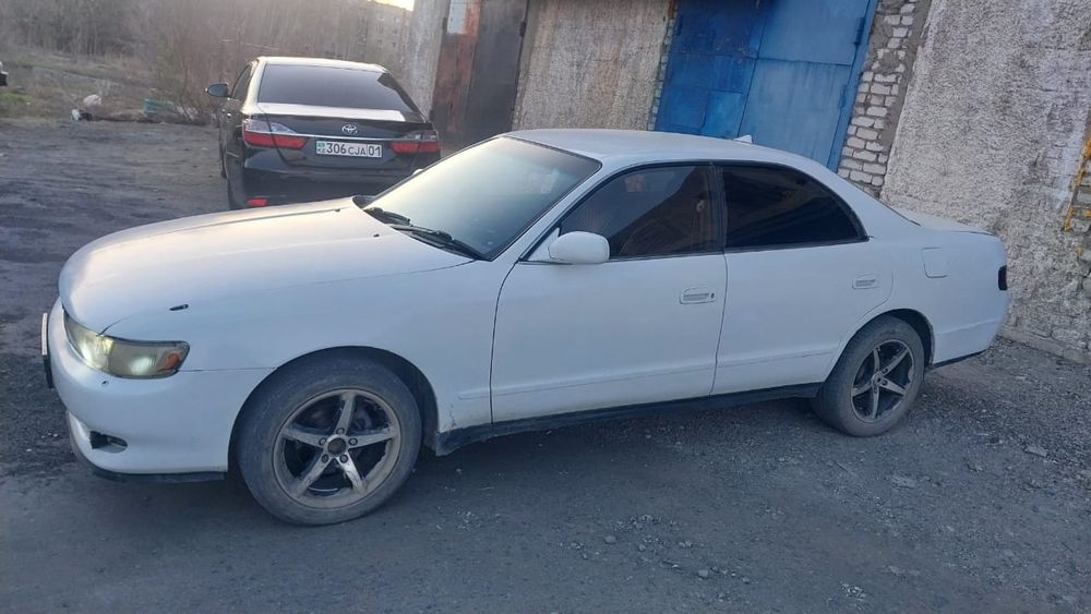 Продам машину Тойота Чайзер