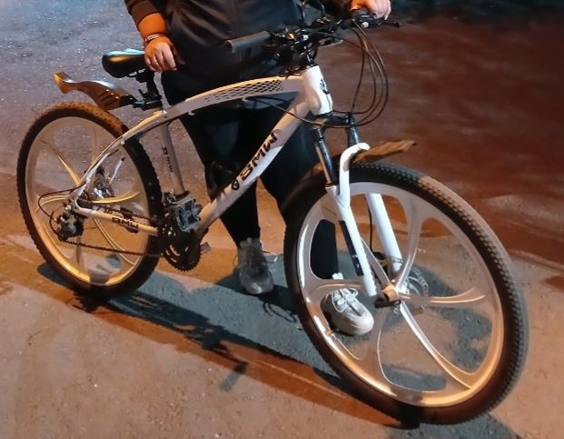 Срочно продам телевизор