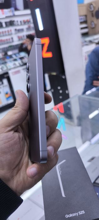 samsung S 25 12/256 silver