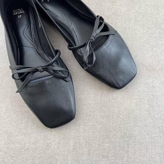Кожаные балетки Zara 37р