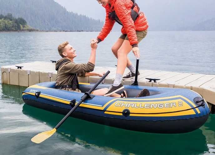 Новая в упаковке лодка резиновая,2 местная,с веслами,надувная,200 кг