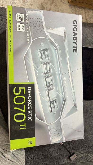 GEFORCE RTX 5070 Ti видеокарта